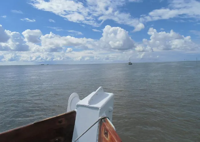 Haus-halligblick-ferienwohnung-langenness Appartement