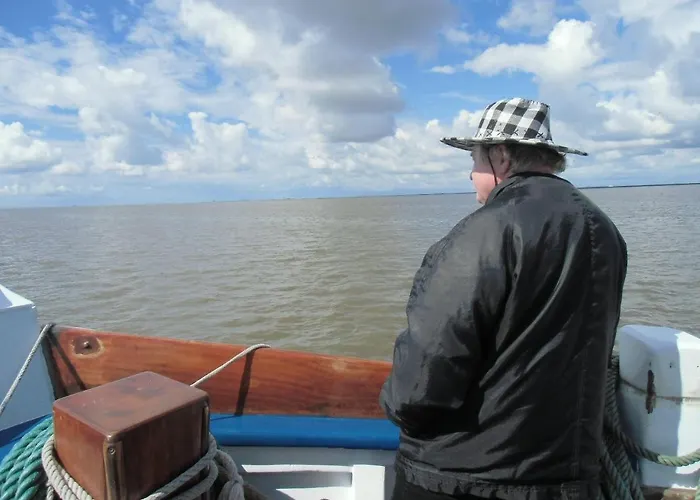 Haus-halligblick-ferienwohnung-langenness Appartement *